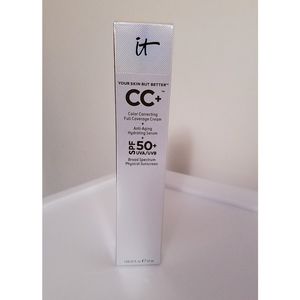It Cosmetics CC Cream in Light